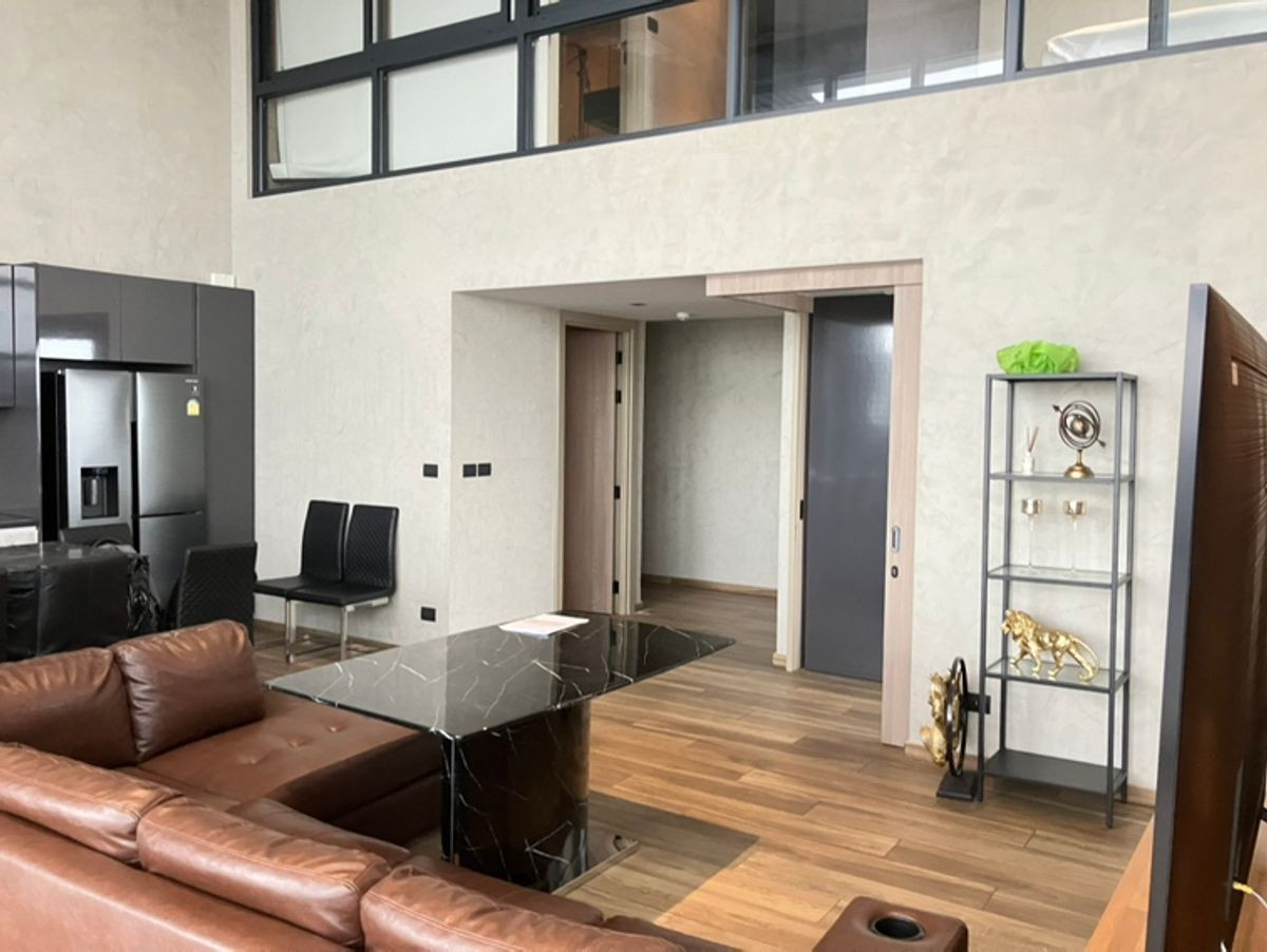 คอนโดสุขุมวิท อโศก ทองหล่อ : 🏙️✨The Lofts Asoke ใกล้ MRT เพชรบุรี🏙️✨