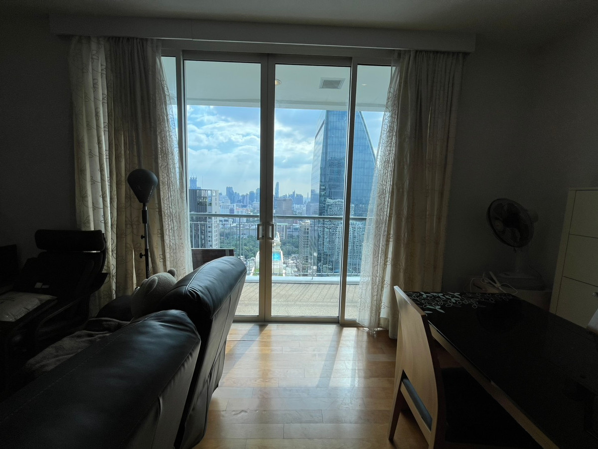 For SaleCondoRatchathewi,Phayathai : Luxury condo Villa Rachatewi 2 bedrooms near BTS RatchathewiSpacious area of 87 sq.m. Price 14.5 million THB with complete facilities!