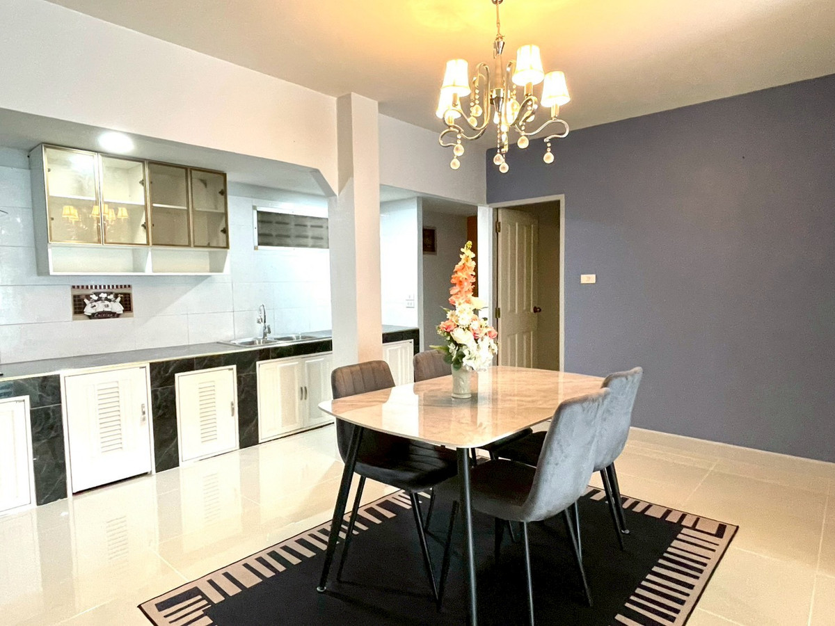 For SaleHousePattaya, Bangsaen, Chonburi : Happy Place Village / 5 Bedrooms (FOR SALE), Happy Place Village / 5 Bedrooms (FOR SALE) BEWN107