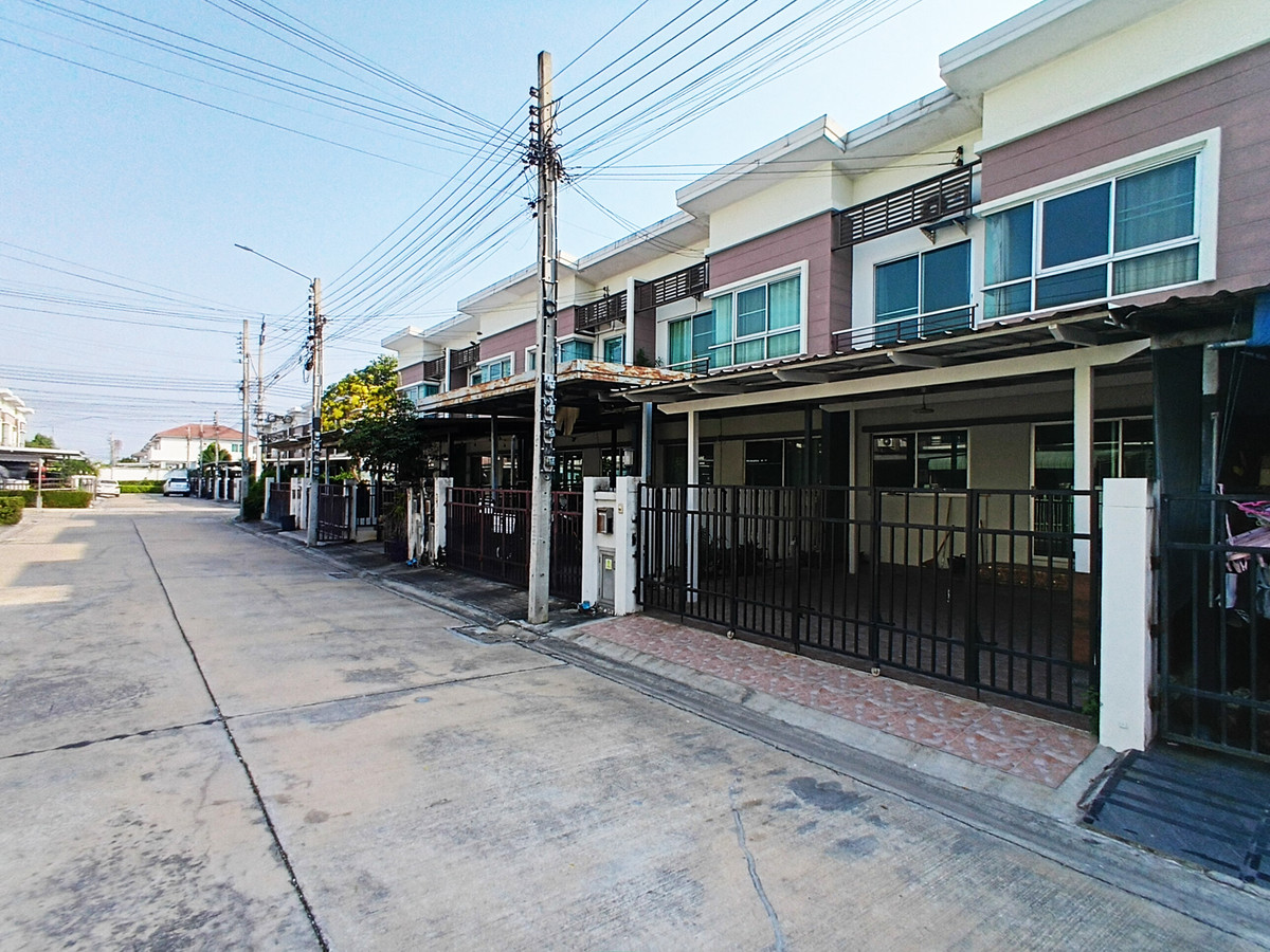 For SaleTownhomeNonthaburi, Bang Yai, Bangbuathong : [FOR SALE/RENT] Modern Townhouse @ Supalai Novo Ville Wongwaen-Bangyai