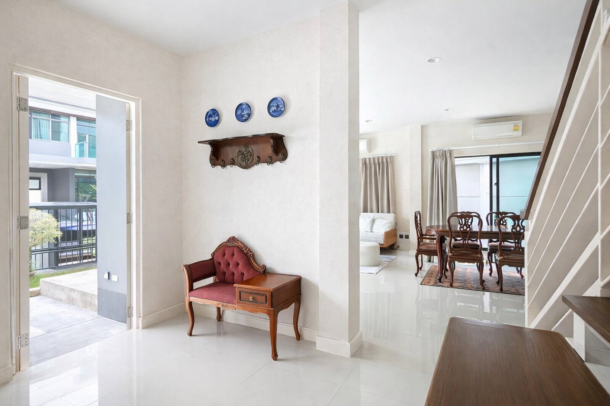 ให้เช่าบ้านพัฒนาการ ศรีนครินทร์ : 🏡 บ้านเดี่ยวหลังใหญ่ โครงการ Setthasiri Krungthep Kreetha  แปลงมุม สวนใหญ่ พื้นที่ส่วนตัวสูง หลังบ้านไม่ติดใคร