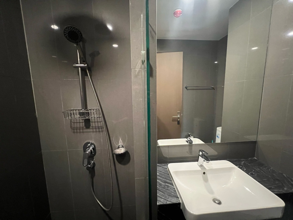 For RentCondoSiam Paragon ,Chulalongkorn,Samyan : 🔥 Ashton Chula–Silom – luxury condo near MRT Samyan - rent only 24,000 🔥