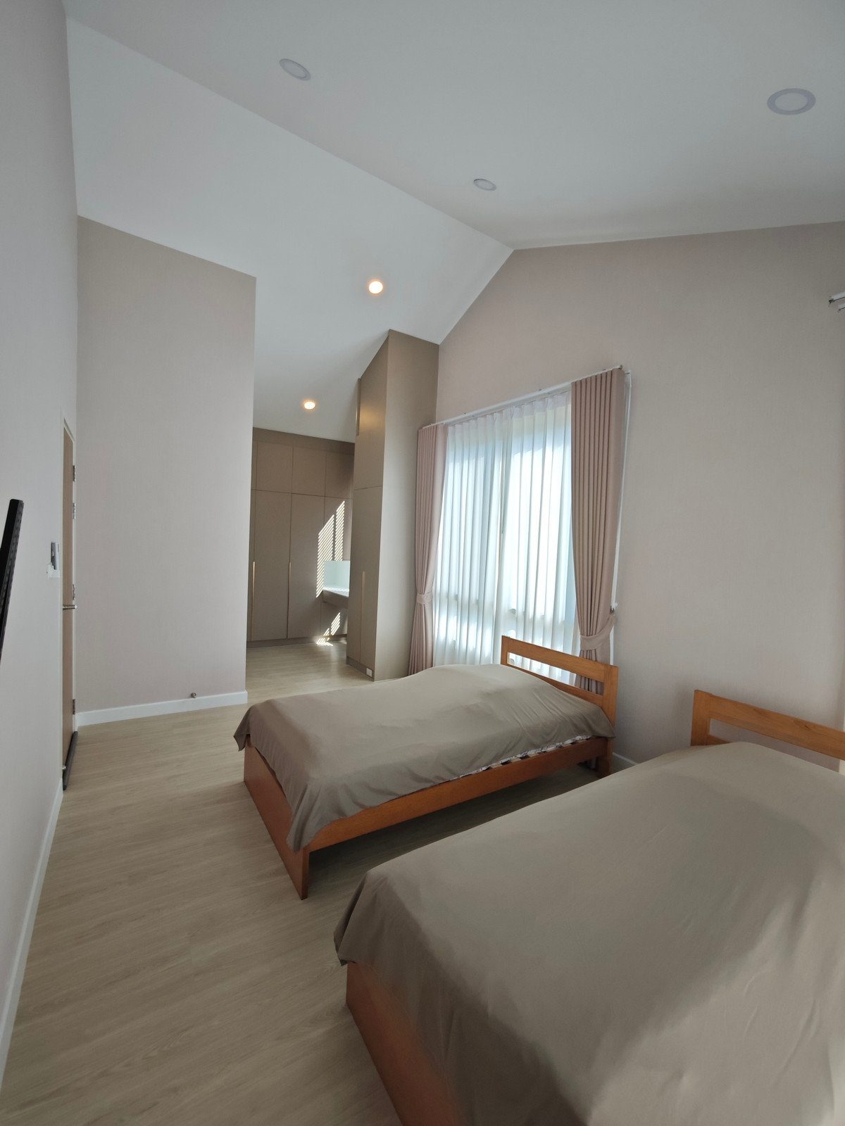 ขายบ้านมีนบุรี-ร่มเกล้า : เพอร์เฟค พาร์ค สุวรรณภูมิ เฟส 5 / 4 ห้องนอน (ขาย), Perfect Park Suvarnabhumi 5 / 4 Bedrooms (FOR SALE) AA614