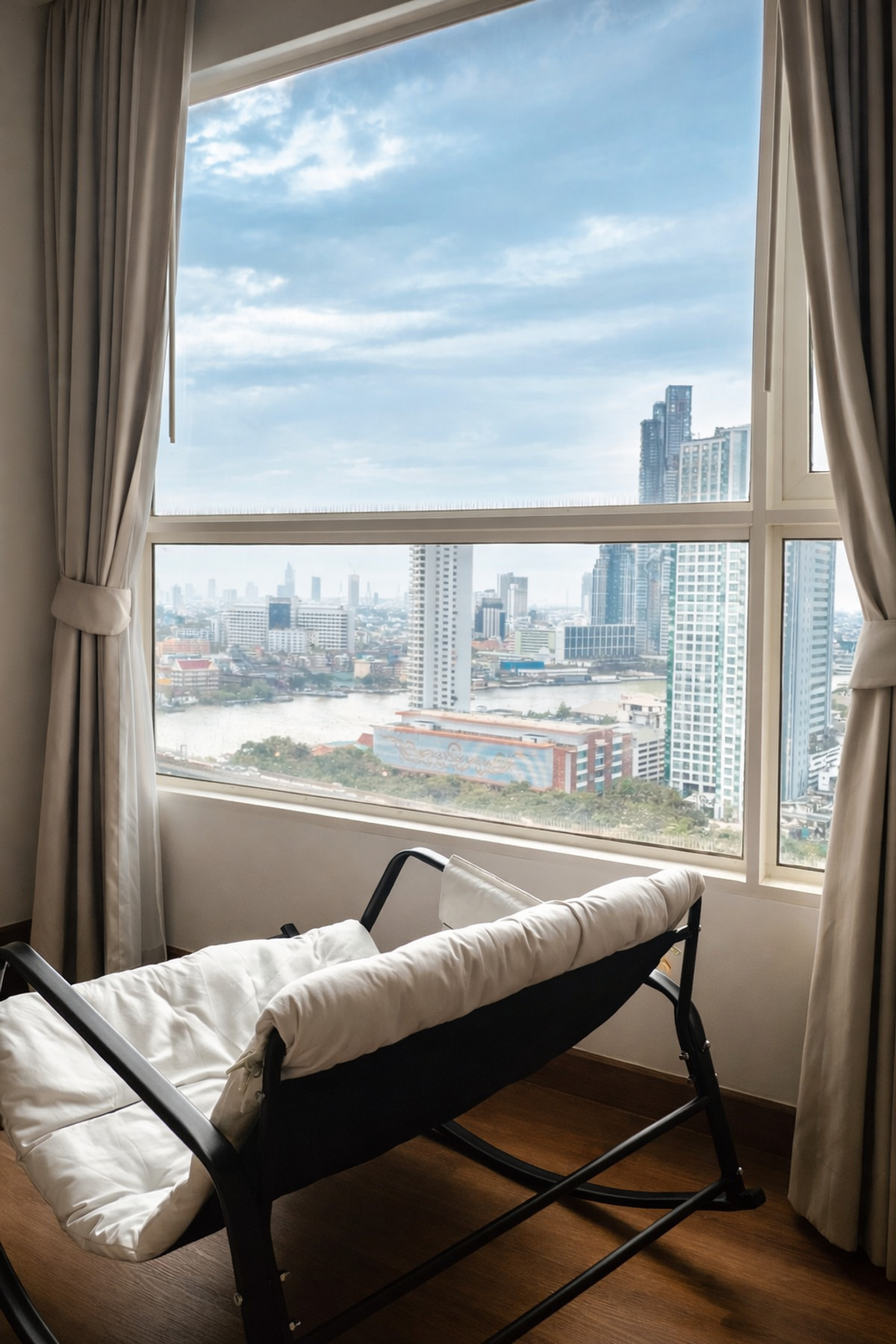 For SaleCondoWongwianyai, Charoennakor : The Light House Sathorn - Chareonnakorn / 1 Bedroom (FOR SALE), The Light House Sathorn - Chareonnakorn / 1 Bedroom (For Sale) PT087