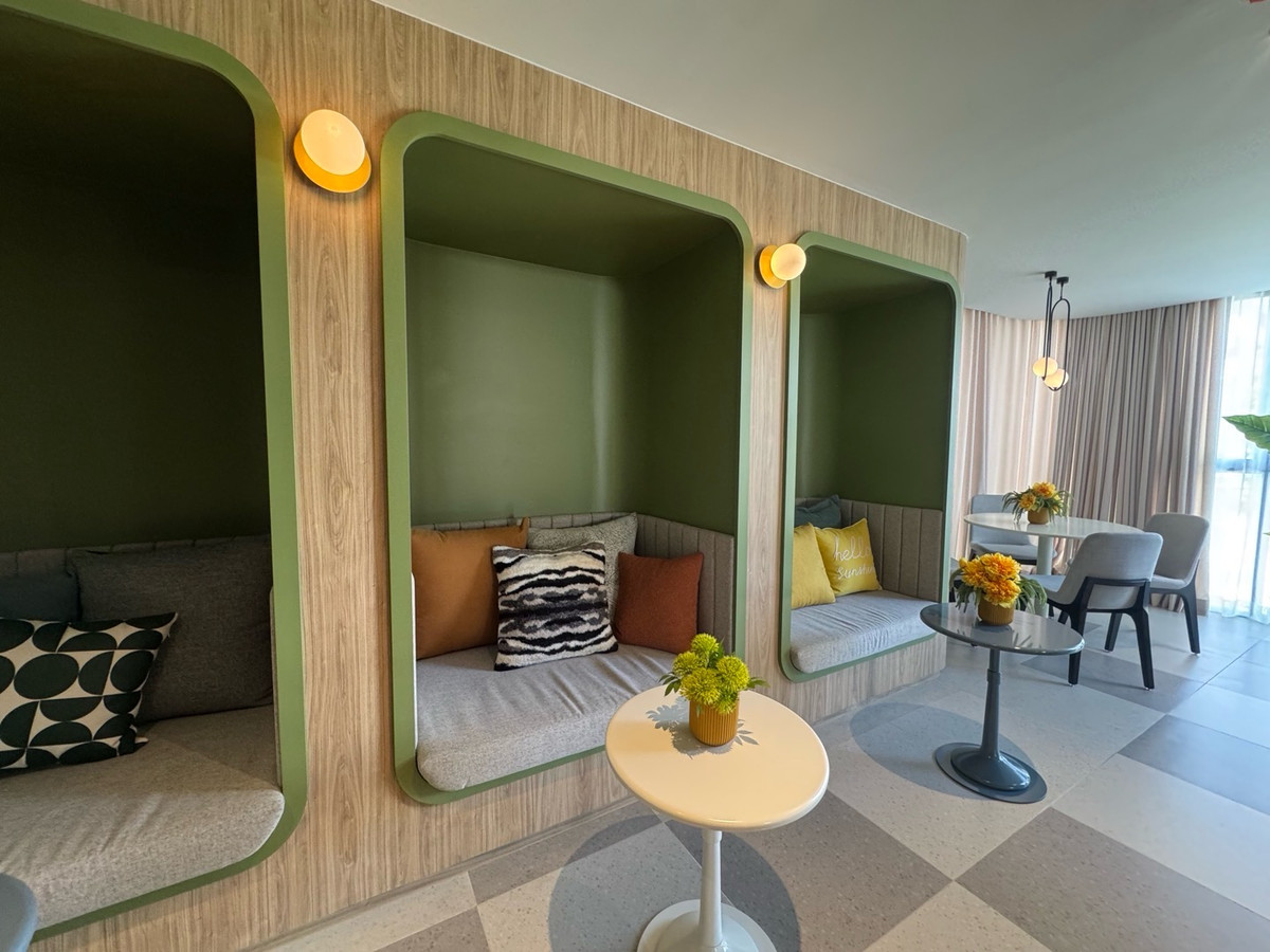 For SaleCondoBang kae, Phetkasem : 🔥 THE MUVE Bangwa Low Rise Condo near both BTS / MRT Bang Wa 650 meters.
1 Bed 24sq.m. Start 1.89 MB.
☎️Phat 064-642-8664
☎️Nui 094-624-2014