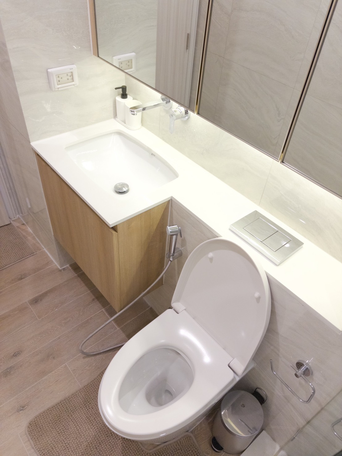 For RentCondoOnnut, Udomsuk : 🌟 [FOR RENT] Brand New 1-Bed at QUINN Sukhumvit 101! Unblocked City View 🌟