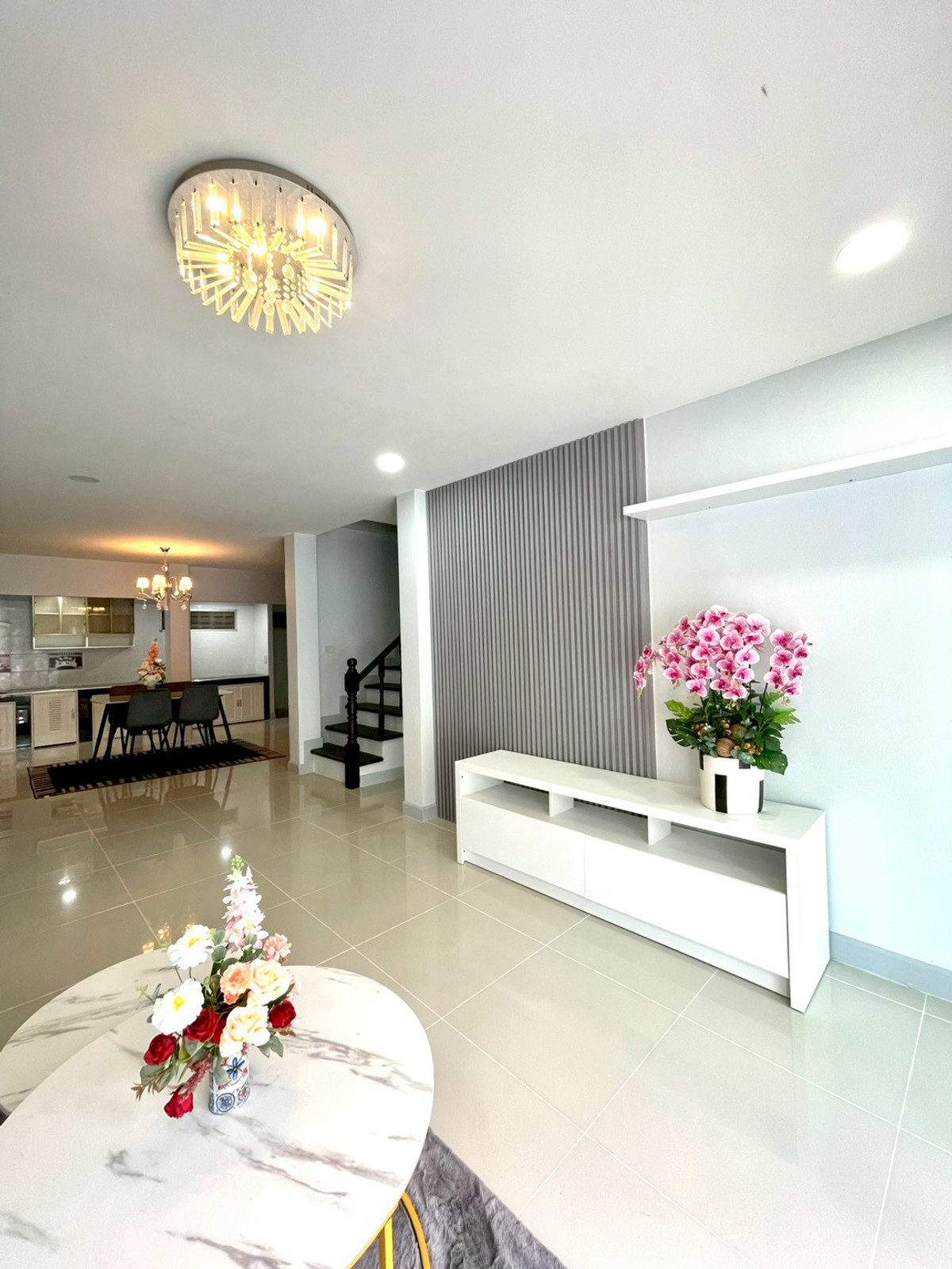 For SaleHousePattaya, Bangsaen, Chonburi : Happy Place Village / 5 Bedrooms (FOR SALE), Happy Place Village / 5 Bedrooms (FOR SALE) BEWN107