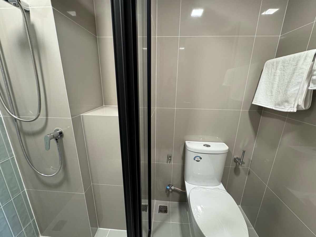 For SaleCondoBang kae, Phetkasem : 🔥 THE MUVE Bangwa Low Rise Condo near both BTS / MRT Bang Wa 650 meters.
1 Bed 24sq.m. Start 1.89 MB.
☎️Phat 064-642-8664
☎️Nui 094-624-2014