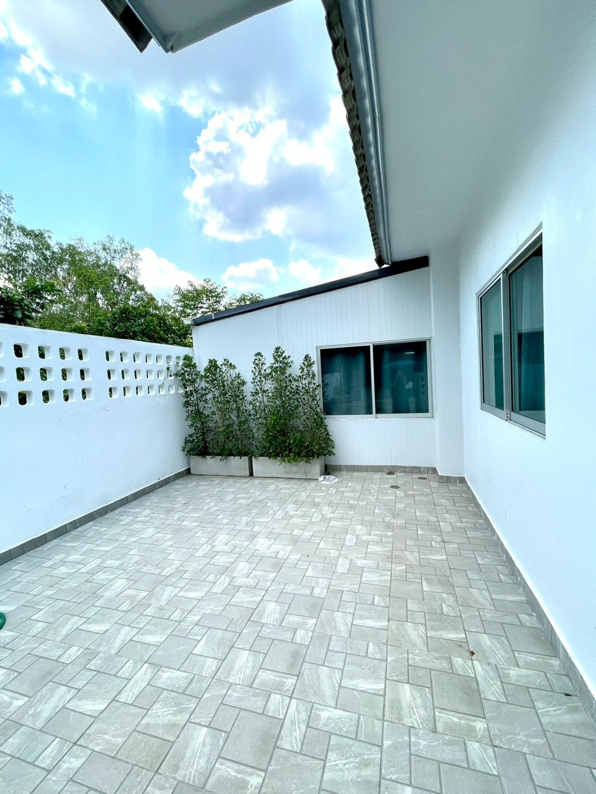 For SaleHousePattaya, Bangsaen, Chonburi : Happy Place Village / 5 Bedrooms (FOR SALE), Happy Place Village / 5 Bedrooms (FOR SALE) BEWN107