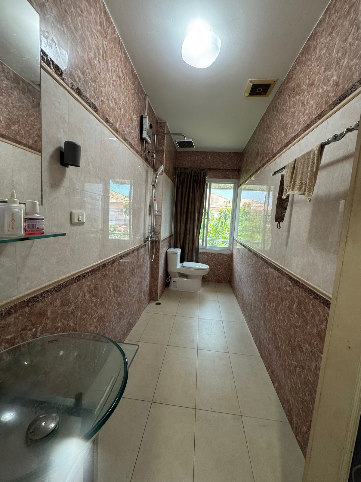 Home OfficeEakachai, Bang Bon : Massive Garden & 1st Floor Luxury Office | 5BR Detached House in Thawatphong Village BangBon5 | Luxuriously Furnished