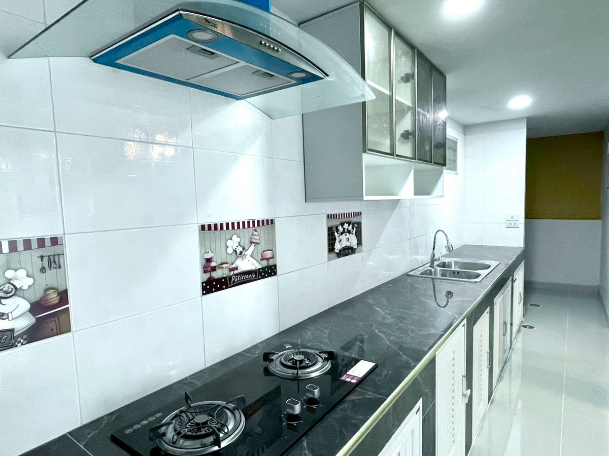 For SaleHousePattaya, Bangsaen, Chonburi : Happy Place Village / 5 Bedrooms (FOR SALE), Happy Place Village / 5 Bedrooms (FOR SALE) BEWN107