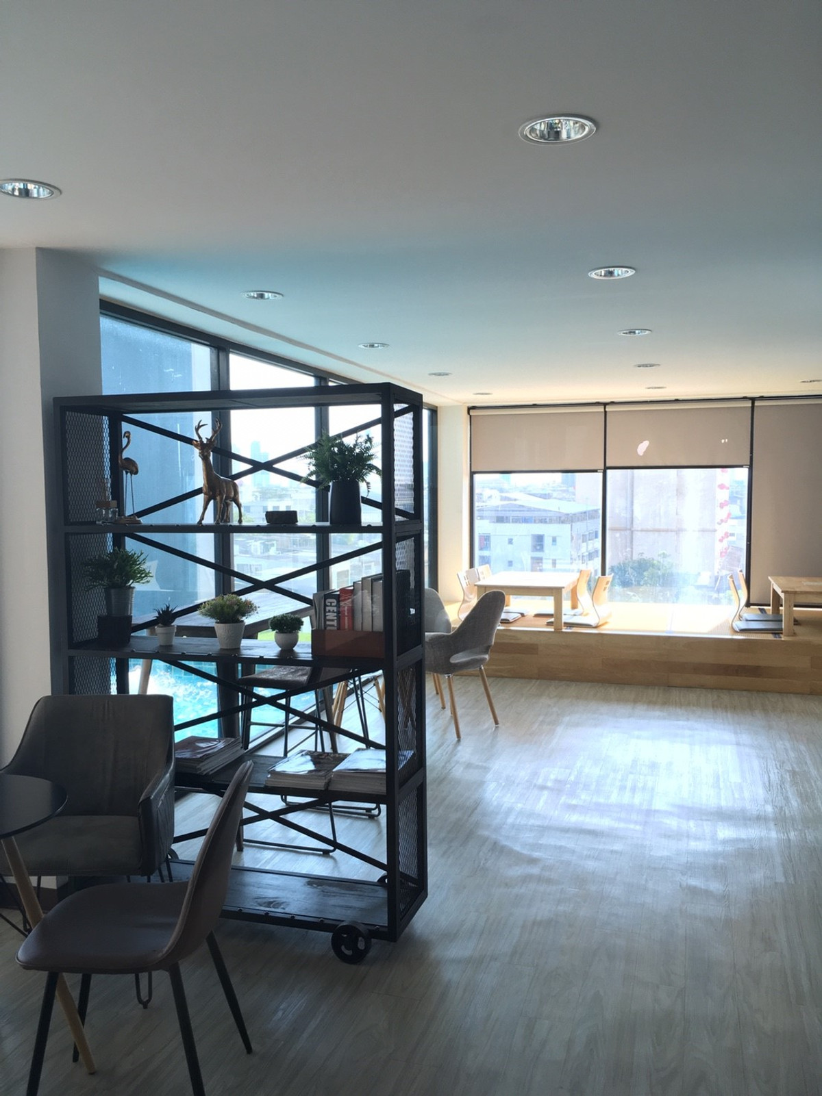 For SaleCondoSathorn, Narathiwat : Best Value Modern 2BR at Bangkok Horizon Sathon [16th Floor] Unblocked City View!