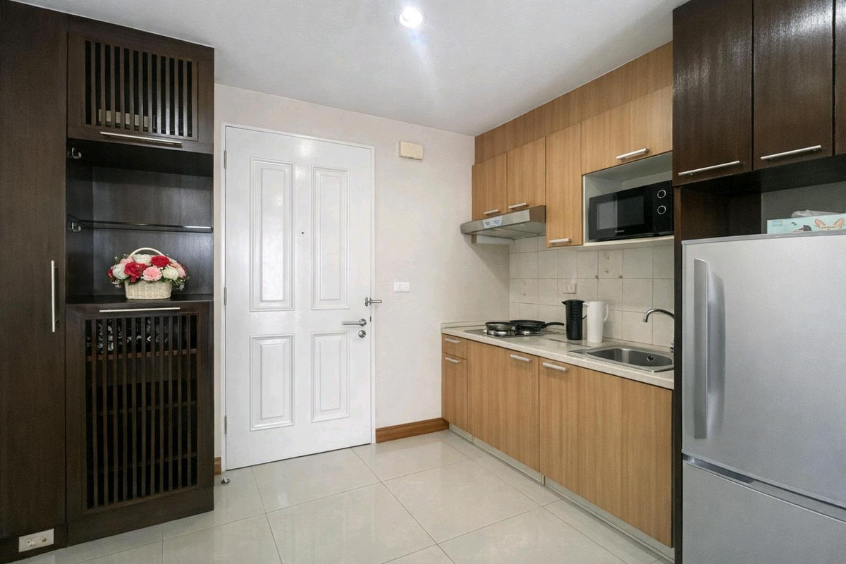 ให้เช่าคอนโดสุขุมวิท อโศก ทองหล่อ : ❤️ Rare Item ให้เช่า คอนโด เดอะโคลเวอร์ ทองหล่อ 40 aq.m.❤️