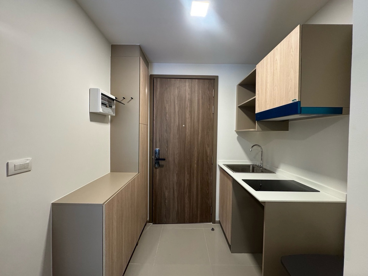 ขายคอนโดบางแค เพชรเกษม : THE MUVE Bangwa 🌃คอนโด Low Rise 
2 Bed 1 Bath 35 sq.m. Start 2.89 mb.🔥
📞Phat 064-642-8664
📞Nui 094-624-2014