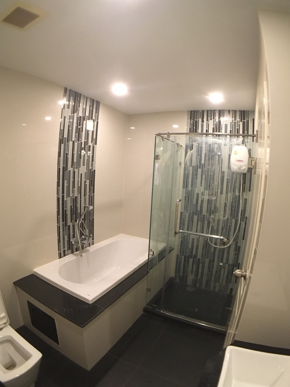 For SaleCondoSathorn, Narathiwat : Best Value Modern 2BR at Bangkok Horizon Sathon [16th Floor] Unblocked City View!