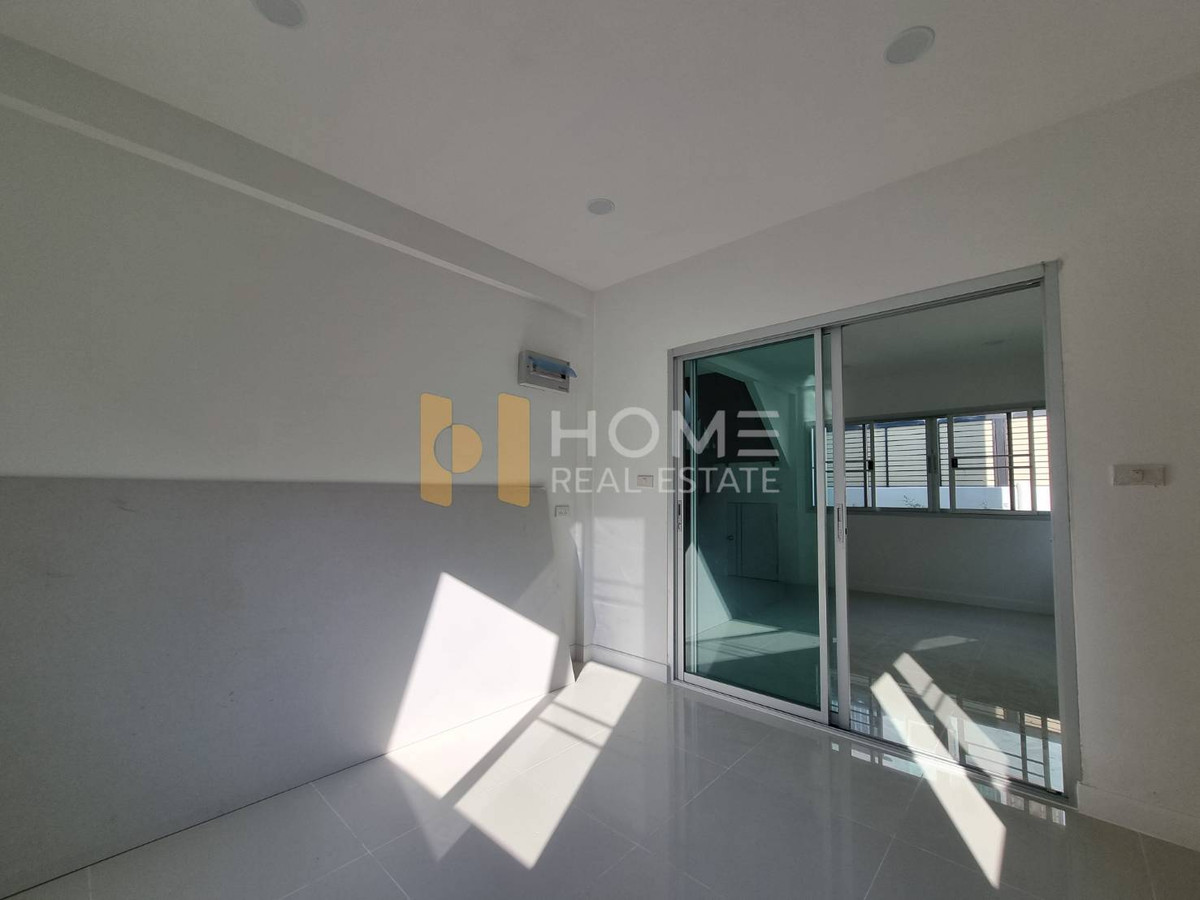 ขายบ้านนนทบุรี บางใหญ่ บางบัวทอง : บ้านรีโนเวทใหม่ พร้อมอยู่ ราคาคุ้มมาก 🔥 ศุภาลัย วิลล์ วงแหวน - รัตนาธิเบศร์ / 3 ห้องนอน (ขาย), Supalai Ville Wongwaen - Rattanathibet / 3 Bedrooms (FOR SALE) AOM075