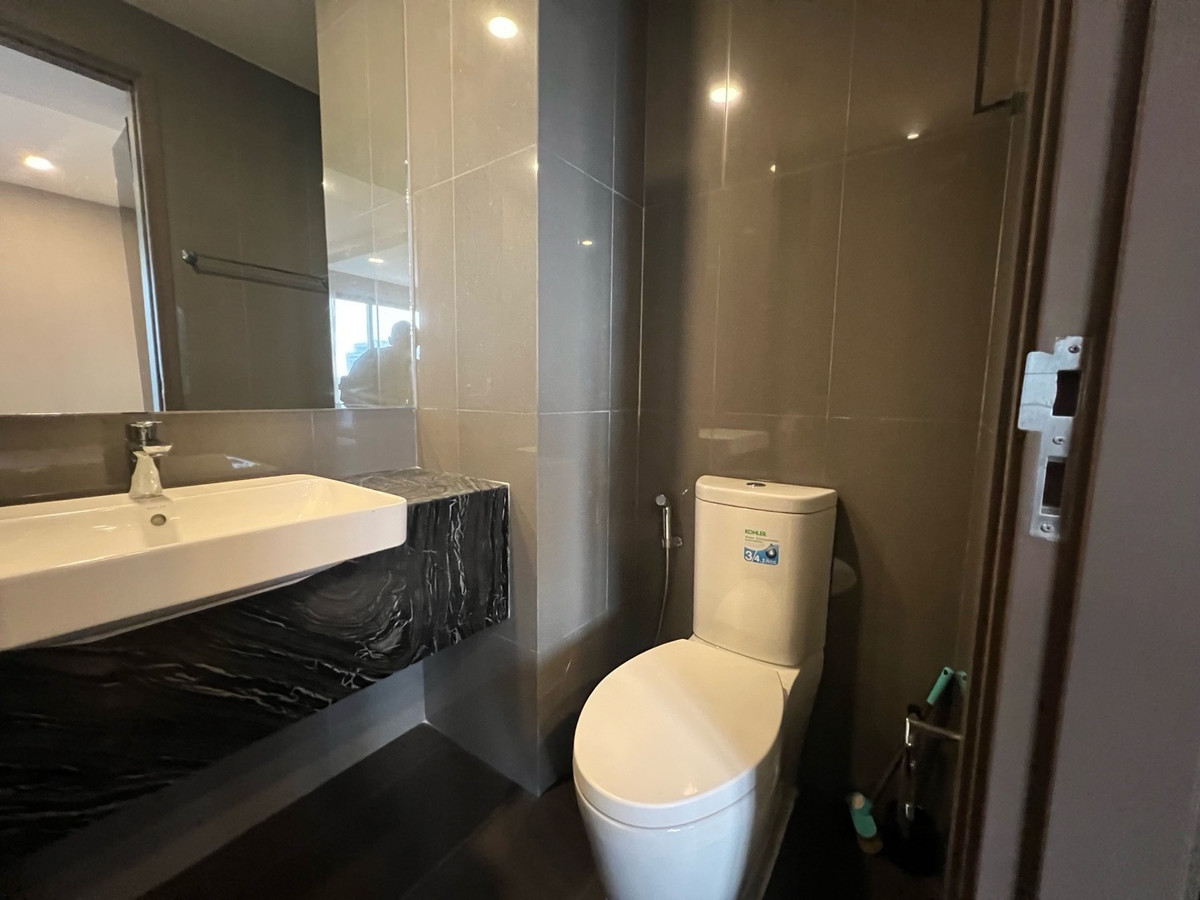 For RentCondoSiam Paragon ,Chulalongkorn,Samyan : 🔥 Ashton Chula–Silom – luxury condo near MRT Samyan - rent only 24,000 🔥
