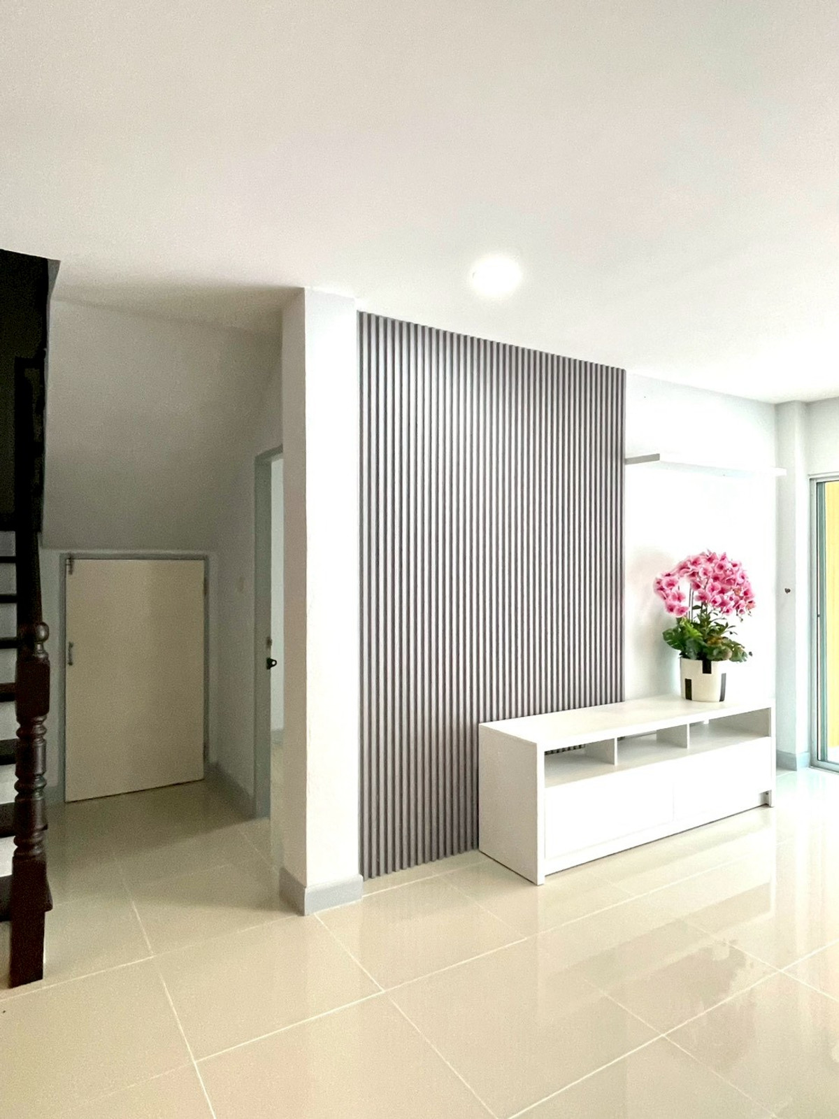 For SaleHousePattaya, Bangsaen, Chonburi : Happy Place Village / 5 Bedrooms (FOR SALE), Happy Place Village / 5 Bedrooms (FOR SALE) BEWN107