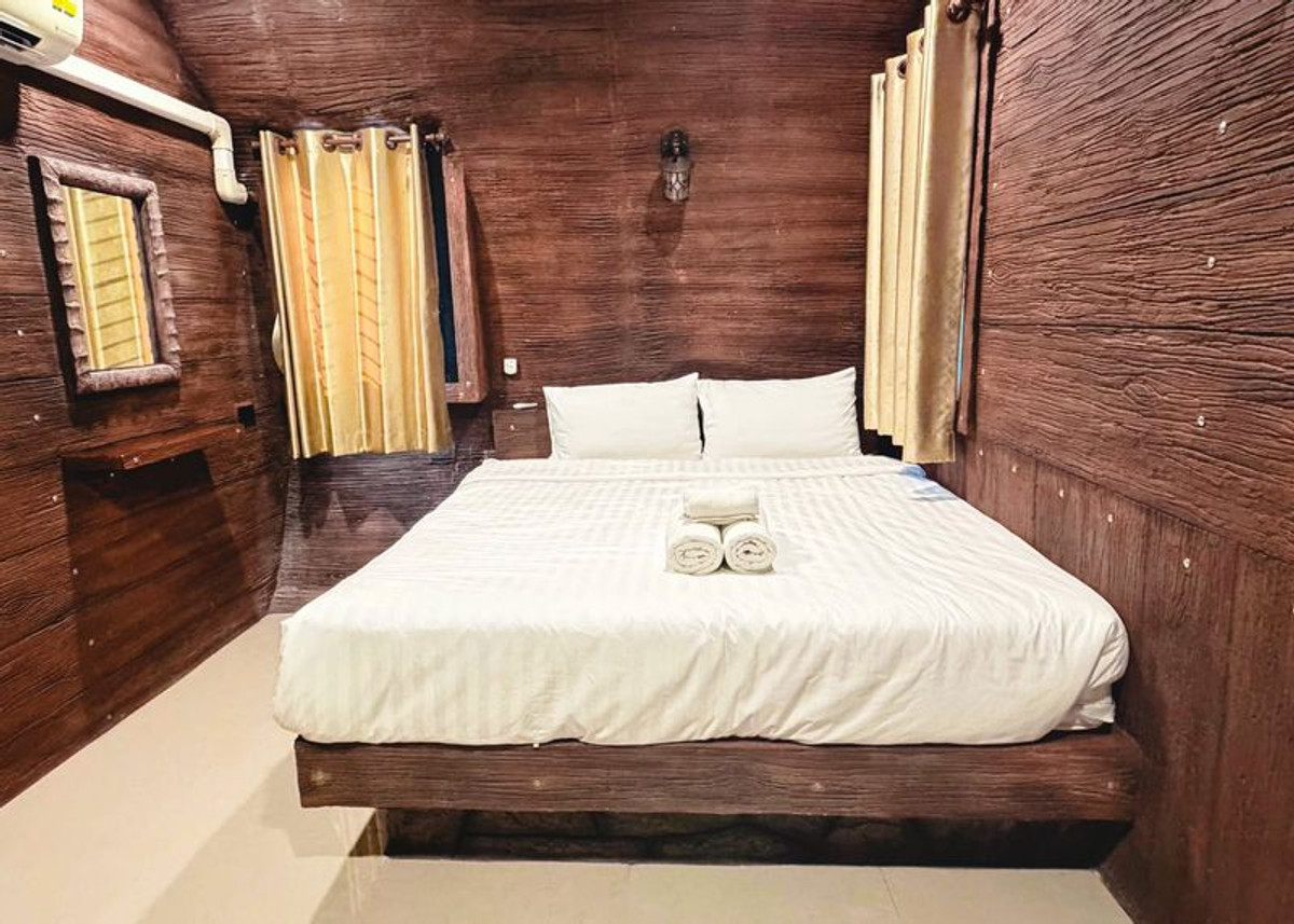 ขายกิจการโรงแรม & กิจการอพาร์ตเมนต์หัวหิน ประจวบคีรีขันธ์ : ขายรีสอร์ทและร้านอาหาร สโนว์แซนด์วิว 360 องศา เนื้อที่ 42 ไร่ 32 ตารางวา ตำบลห้วยทราย อำเภอเมือง จังหวัดประจวบคีรีขันธ์