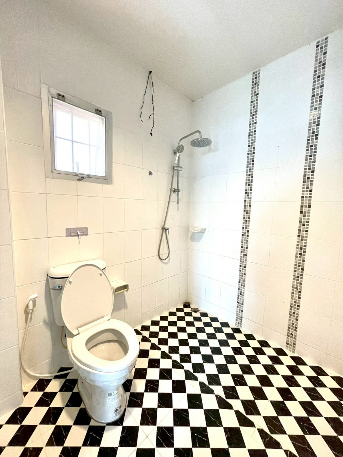 For SaleHousePattaya, Bangsaen, Chonburi : Happy Place Village / 5 Bedrooms (FOR SALE), Happy Place Village / 5 Bedrooms (FOR SALE) BEWN107