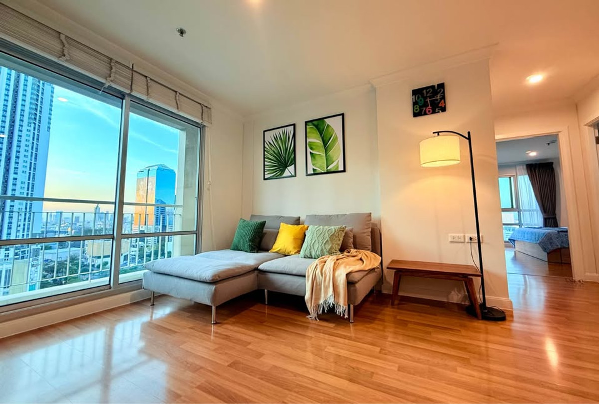 ให้เช่าคอนโดพระราม 9 เพชรบุรีตัดใหม่ RCA : RC030726 Condo 2 beds for rent at Lumpini Place Rama9-Ratchada ใกล้ MRT พระราม 9