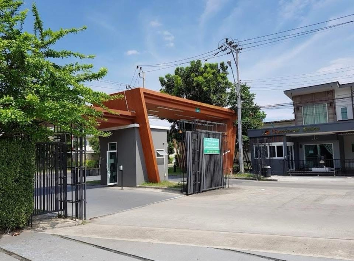 For SaleTownhomeSamut Prakan,Samrong : Srinakarin- Bangna