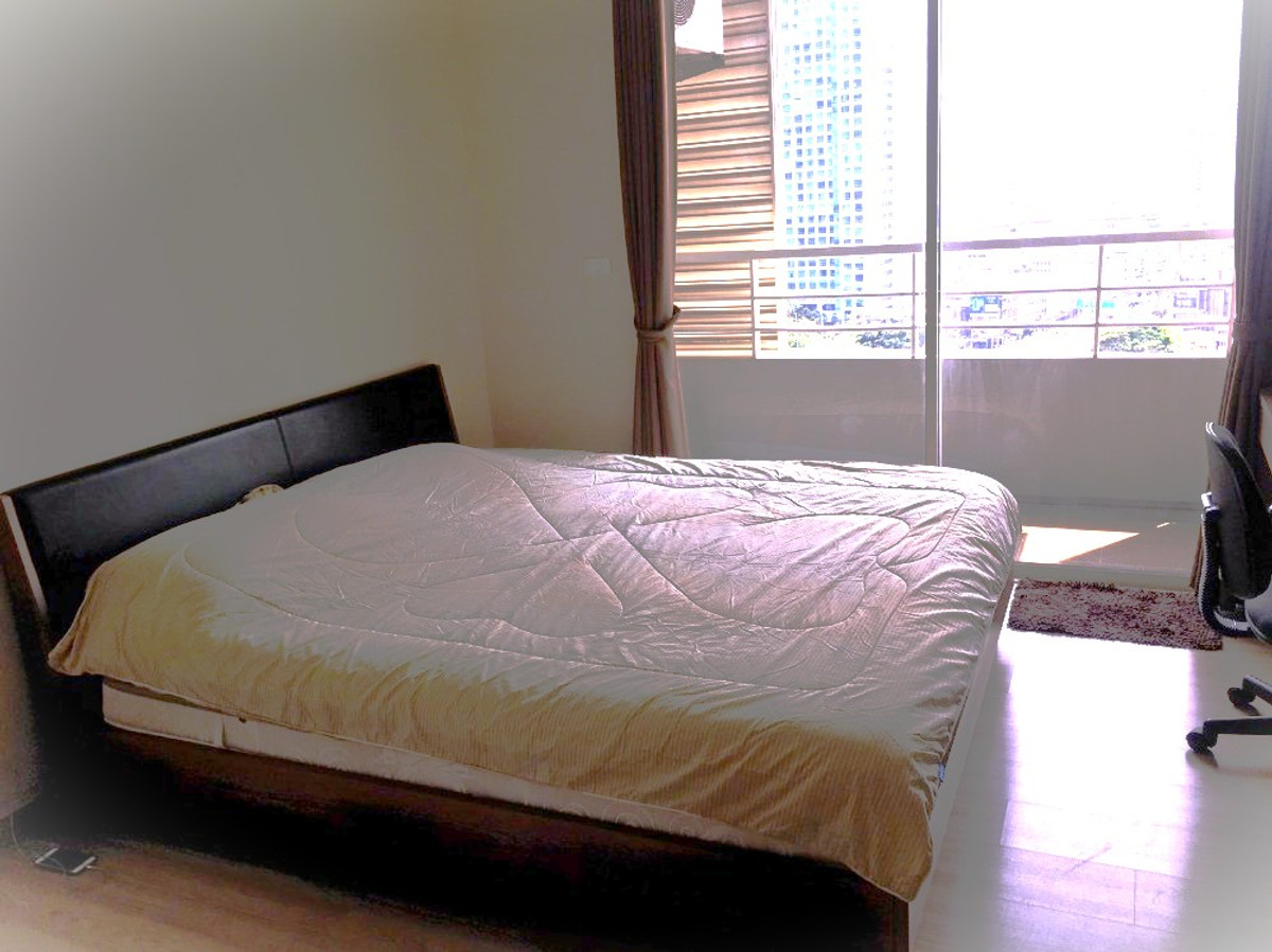 ขายคอนโดวงเวียนใหญ่ เจริญนคร : The Light House Sathorn - Chareonnakorn  / 1 Studio (SALE WITH TENENT), เดอะ ไลท์เฮ้าส์ สาทร - เจริญนคร / 1 ห้องสตูดิโอ (ขายพร้อมผู้เช่า) PT088  