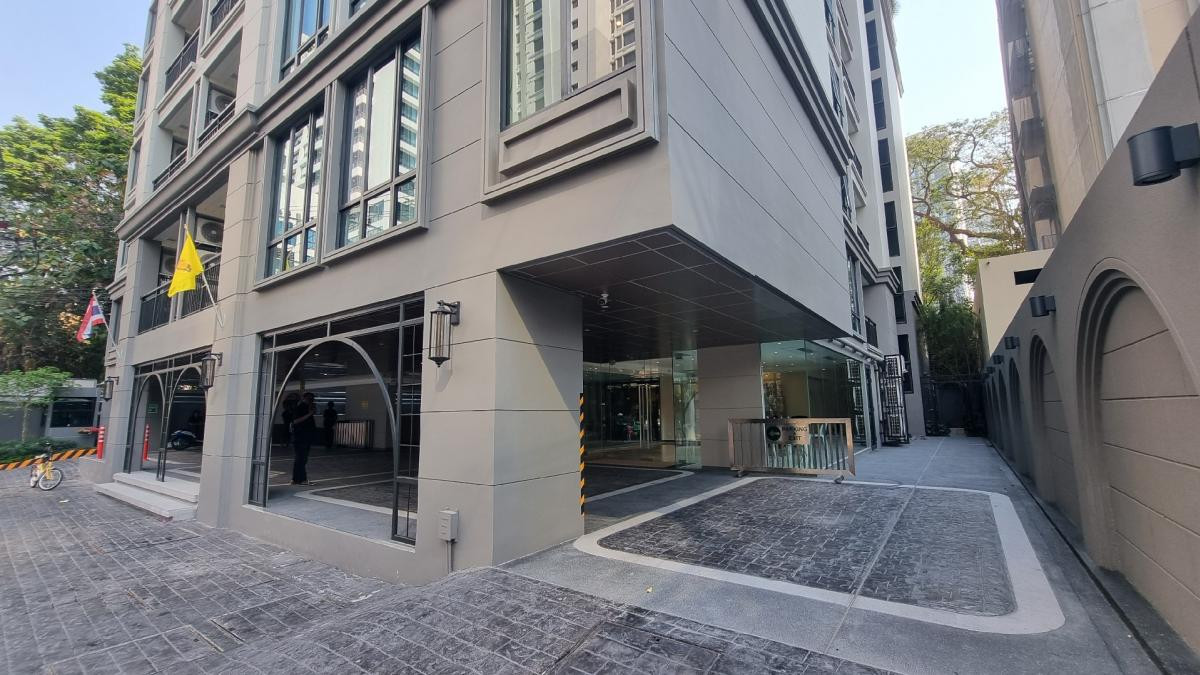 ให้เช่าร้านค้า/ตลาดนัดสุขุมวิท อโศก ทองหล่อ : พร้อมพงษ์  ให้เช่าพื้นที่ทำร้าน รับทุกธุรกิจที่ถูกกฎหมาย 70 ตารางเมตร (มีอีกหลายยูนิตในสุขุมวิทให้เลือก)