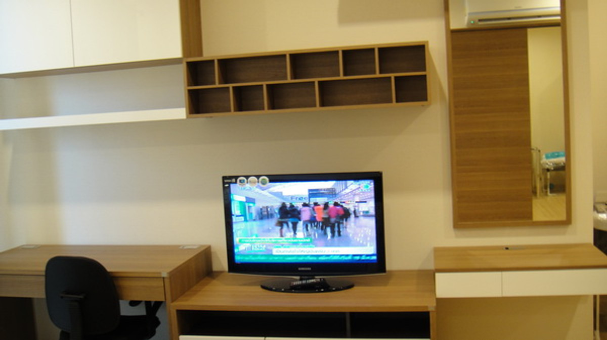 For SaleCondoWongwianyai, Charoennakor : The Light House Sathorn - Chareonnakorn / 1 Studio (SALE WITH TENENT), The Light House Sathorn - Chareonnakorn / 1 Studio Room (Sale with Tenant) PT088