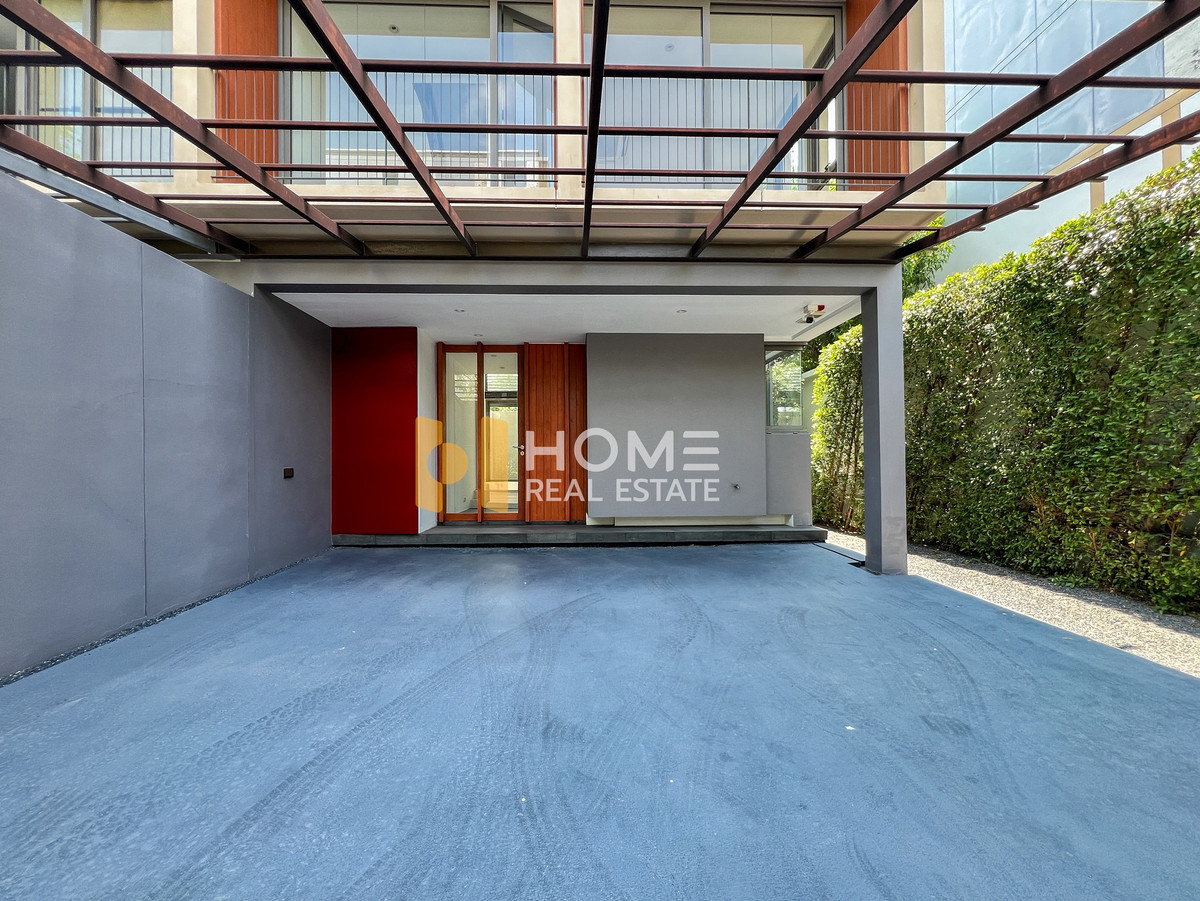 ขายทาวน์โฮมมีนบุรี-ร่มเกล้า : ทาวน์โฮมดีไซน์โมเดิร์น หลังมุม ใกล้ Ascot 🔥 เทพา รามคำแหง 118 / 3 ห้องนอน (ขาย), Dhepa Ramkhamhaeng 118 / 3 Bedrooms (FOR SALE) BZD147