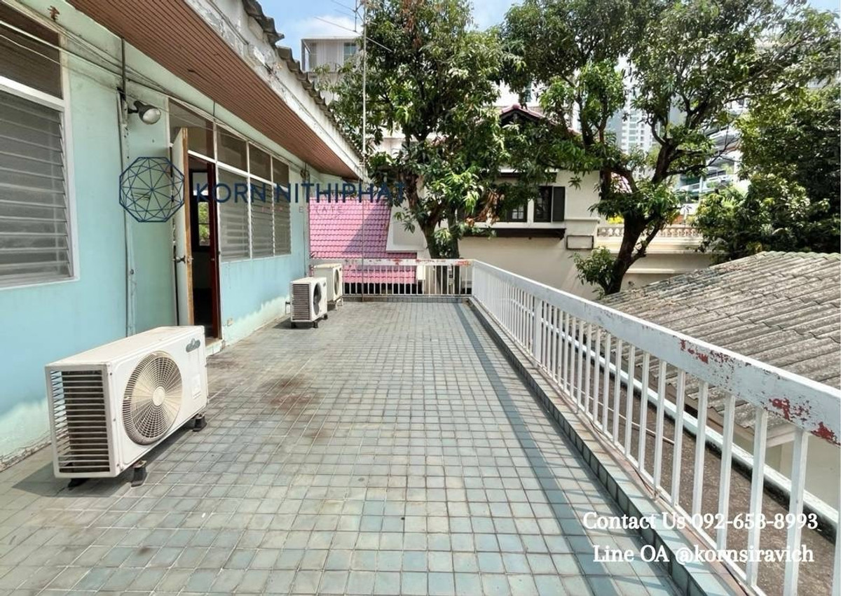 ให้เช่าร้านค้า/ตลาดนัดสุขุมวิท อโศก ทองหล่อ : บ้านเดี่ยวทำธุรกิจได้ | สุขุมวิท 39 พร้อมพงษ์ | ที่ดิน 200 ตร.วา | 曼谷黄金地段别墅出租 | 素坤逸39巷 鹏蓬 | 适合咖啡店·诊所·办公 | プロンポン高級一戸建て｜事業用可｜駐車場多数