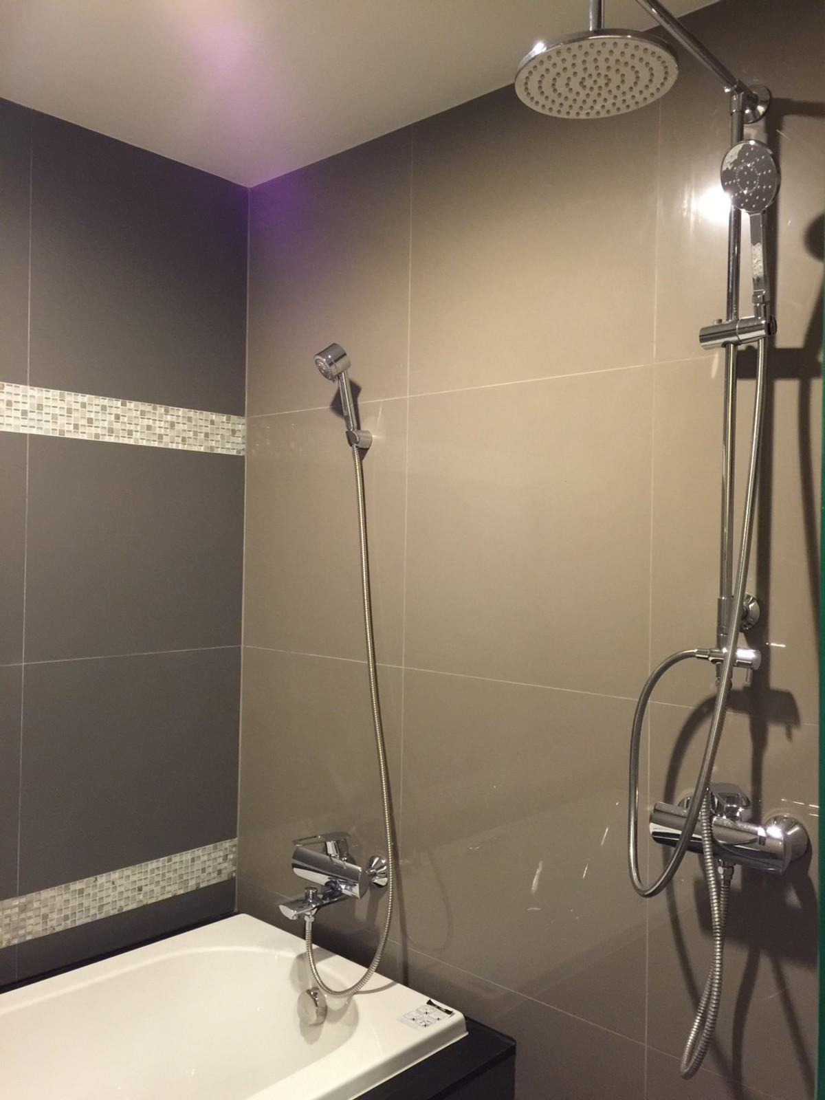 For RentCondoSukhumvit, Asoke, Thonglor : Rent The Crest Sukhumvit 34 1 bedroom near Thonglor BTSConvenient life with swimming pool, fitness, price 40,000 baht/month!