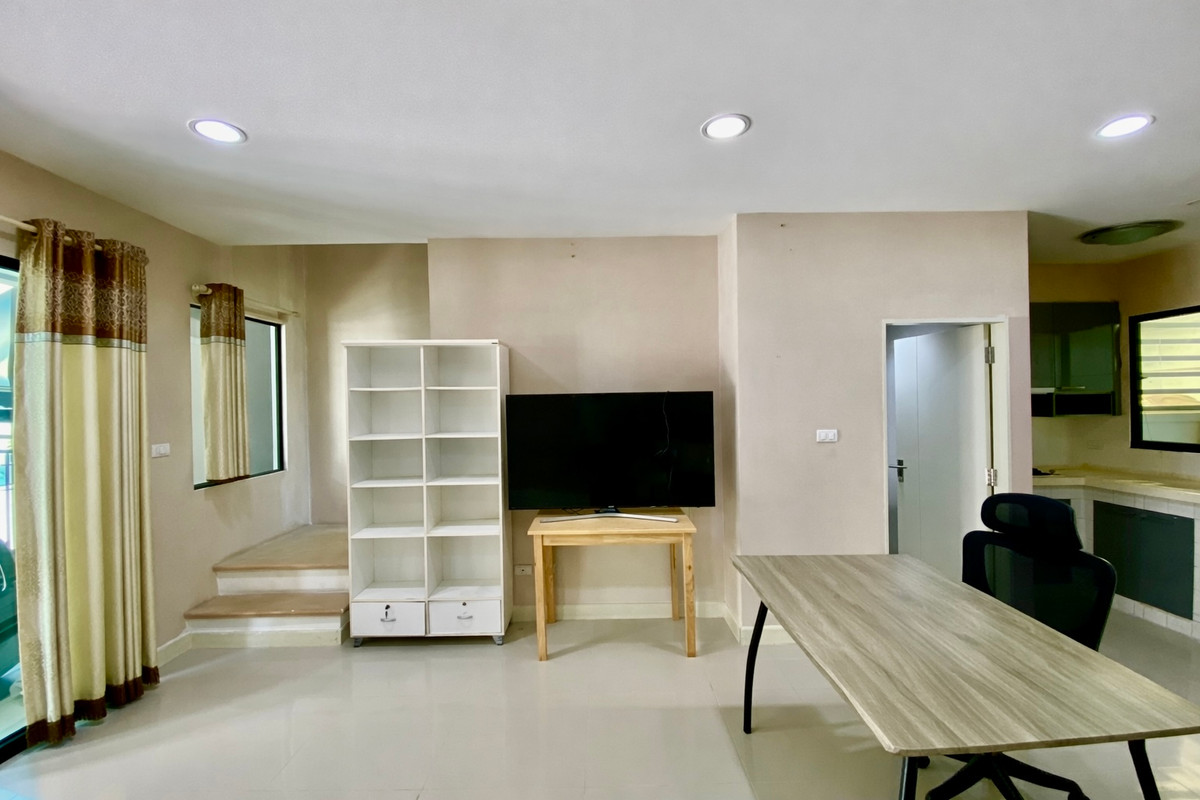 ให้เช่าทาวน์โฮมรามคำแหง หัวหมาก : ให้เช่า ทาวน์โฮม 3 ชั้น (หลังมุม) บ้านกลางเมือง พระราม 9–รามคำแหง | เฟอร์นิเจอร์ครบ พร้อมเข้าอยู่ | ทำเล Town in Town