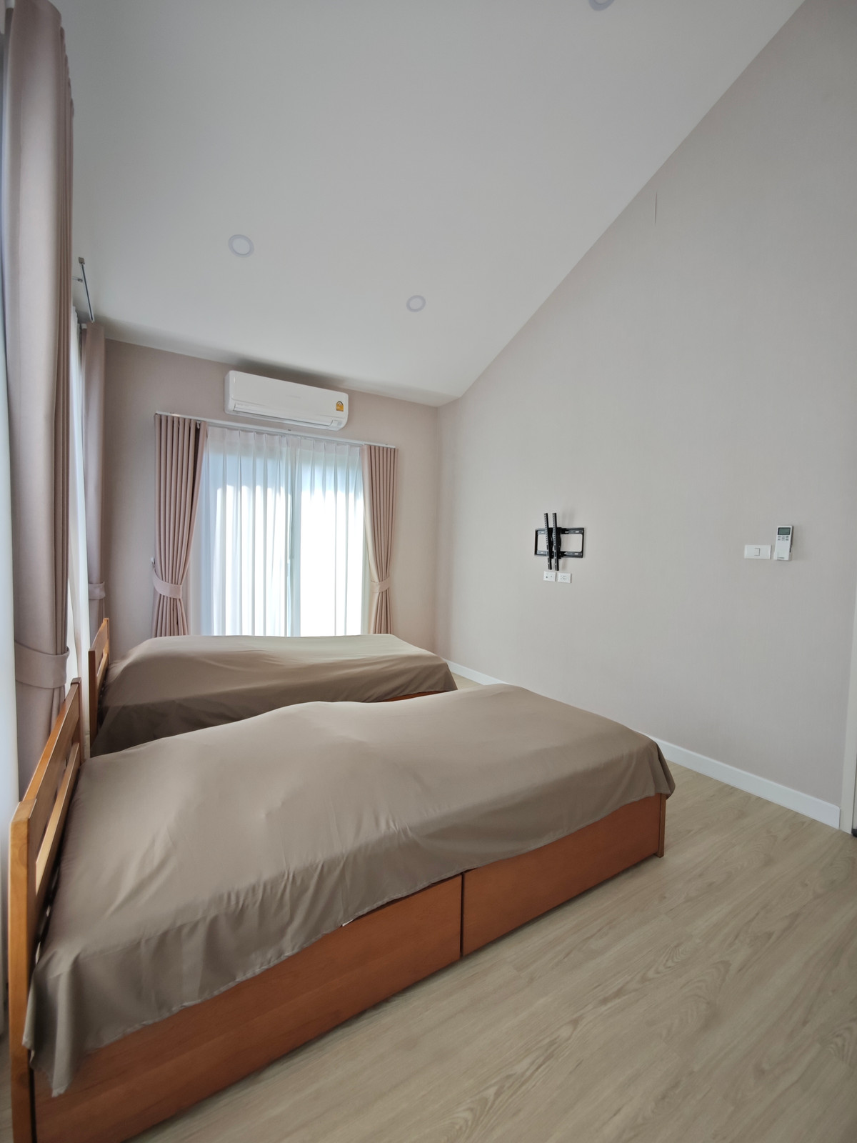 ขายบ้านมีนบุรี-ร่มเกล้า : เพอร์เฟค พาร์ค สุวรรณภูมิ เฟส 5 / 4 ห้องนอน (ขาย), Perfect Park Suvarnabhumi 5 / 4 Bedrooms (FOR SALE) AA614