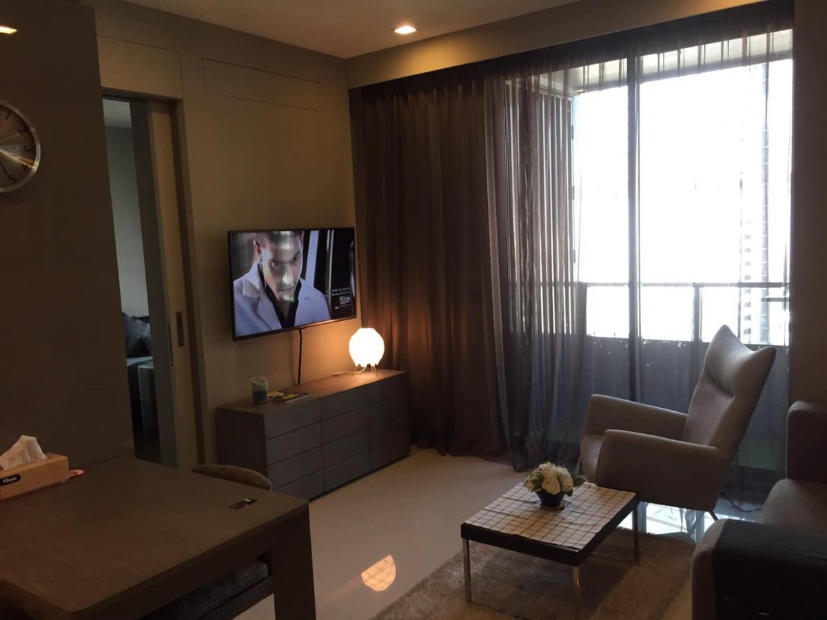 For RentCondoSilom, Saladaeng, Bangrak : In the heart of Silom! M Silom condo, 1 bedroom, 47 sqm, fully equipped with amenitiesRent for only 38,000 THB/month, close to BTS Chong Nonsi and many important places!