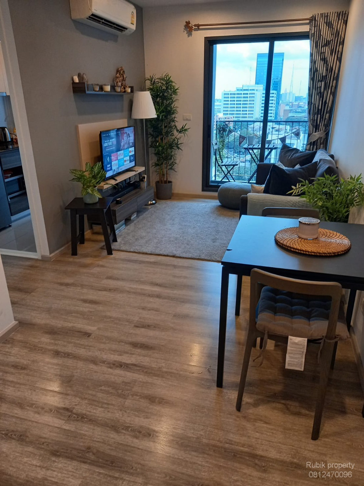 ขายคอนโดอารีย์ อนุสาวรีย์ : 🏢 ขายคอนโด Centric Ari Station – แต่งสวย ทำเลดี ใจกลางอารีย์ RB1724 โครงการคุณภาพ บนทำเลสุขุมวิท–พหลโยธิน ใกล้รถไฟฟ้า เดินทางสะดวกสุด ๆ