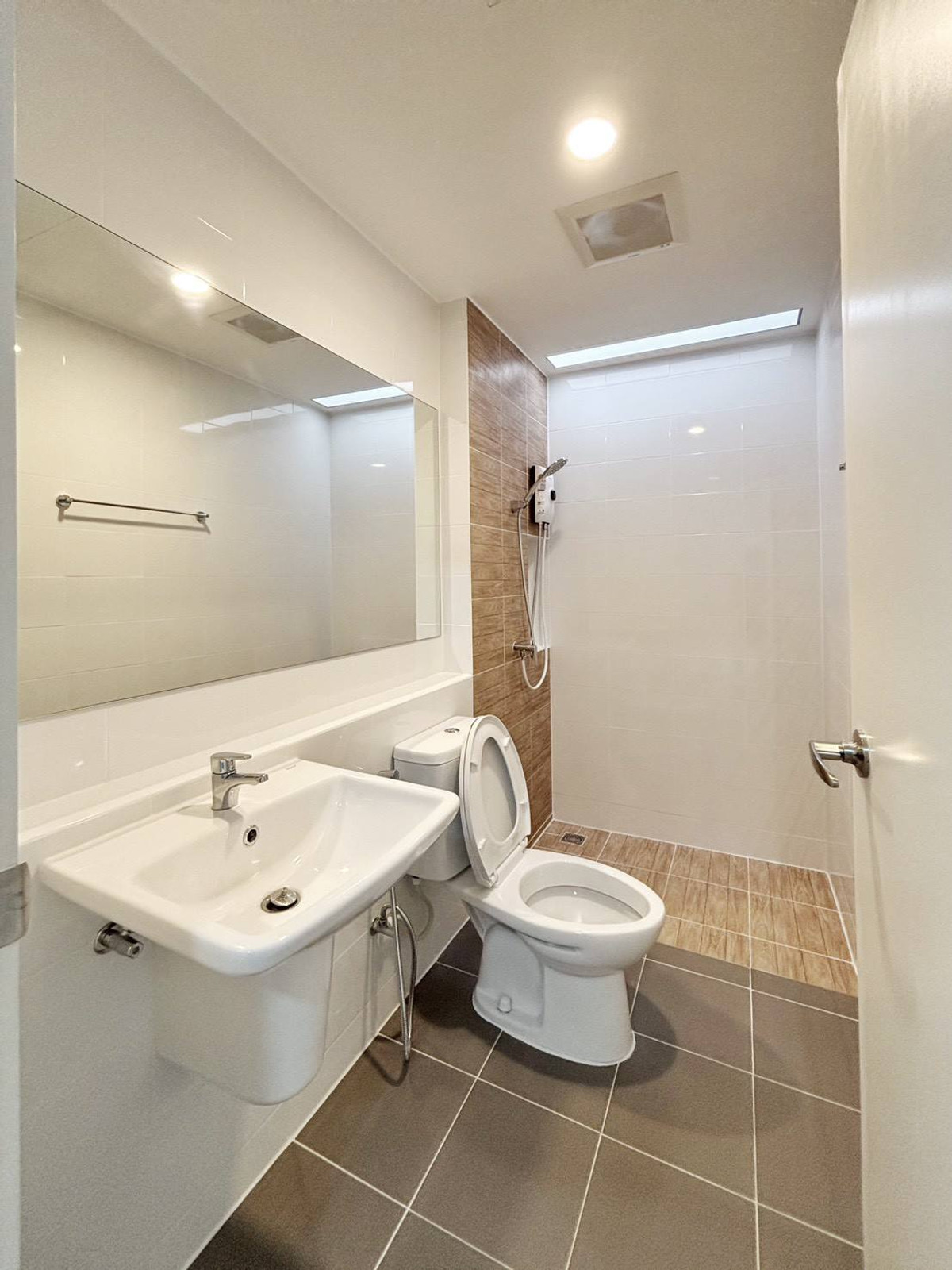 ให้เช่าทาวน์โฮมบางนา แบริ่ง ลาซาล : 🟦🟩 [For Rent] Pleno Sukhumvit Bangna 3 | 3 Bed 2 Bath | 2 Parking | 38,000 THB/Month | Ref: T2190 | LINE: @323gqmho 🟩🟦