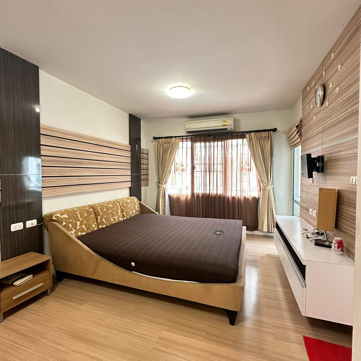 ขายทาวน์โฮมเกษตร นวมินทร์ ลาดปลาเค้า : ทาวน์พลัส เกษตร - นวมินทร์ / 3 ห้องนอน (ขายพร้อมผู้เช่า), Town Plus Kaset - Nawamin / 3 Bedrooms (SALE WITH TENENT) FAHS014