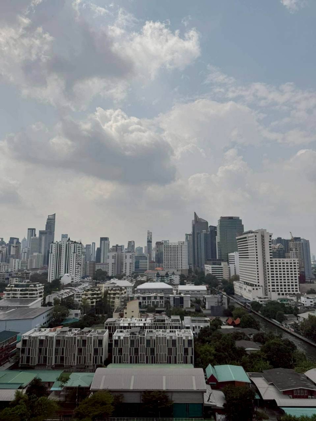 For RentCondoSukhumvit, Asoke, Thonglor : ✅ SORT105 ✅ Line : @p2nproperty