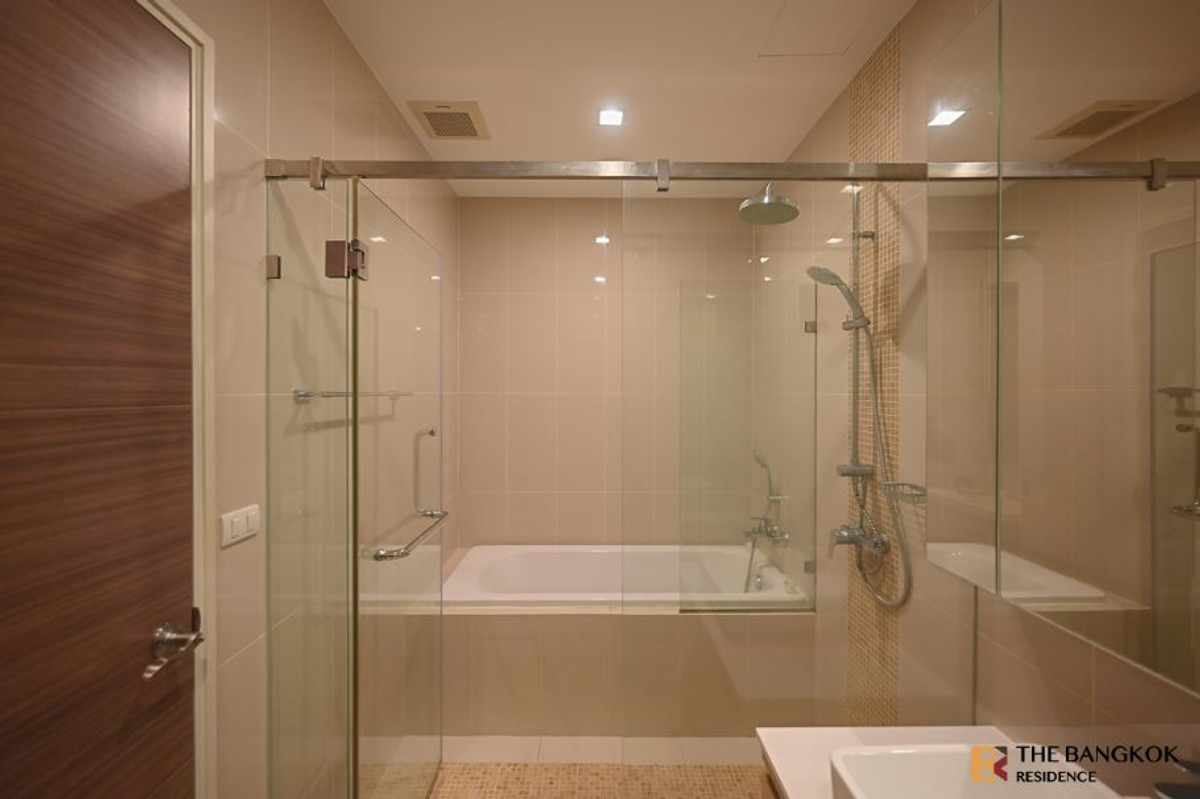 ขายคอนโดพระราม 9 เพชรบุรีตัดใหม่ RCA : 💎 ห้องสวยโทนอบอุ่น ฟังก์ชันลงตัว Q Asoke ใจกลางอโศก ใกล้ MRT เพชรบุรี