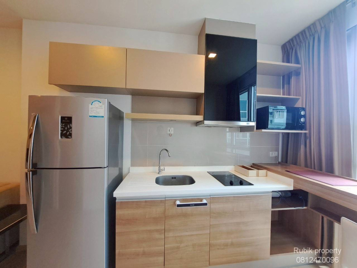 For RentCondoOnnut, Udomsuk : 🌟 Rhythm Sukhumvit 50 | For Rent RB1729 Condo located on Sukhumvit Road, near BTS On Nut, only 200 meters, convenient travel, with complete amenities.