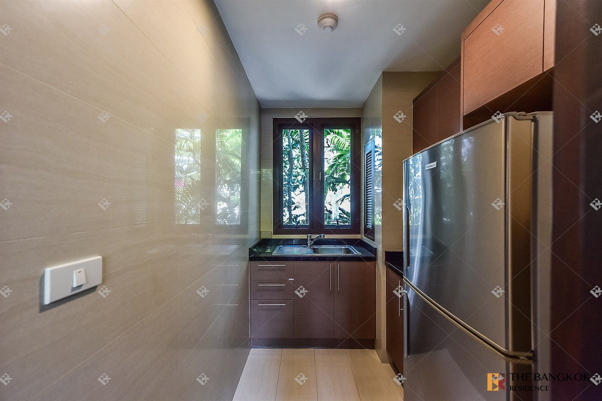 For RentHouseSukhumvit, Asoke, Thonglor :  Elegant Classic Style House 💎Elegant classic home, spacious & private in central Sukhumvit🍃 