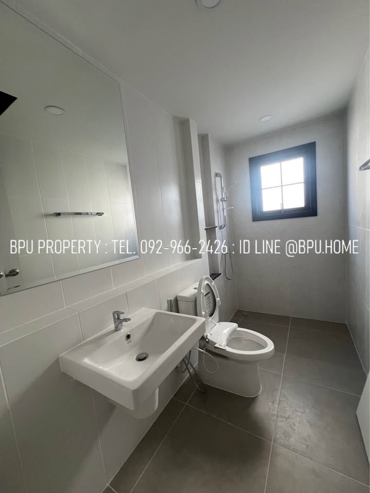 For RentHouseBangna, Bearing, Lasalle : ** 4 Bedrooms Single House for Rent ** Centro Bangna Near Mega Bangna (New Project Phase 2)