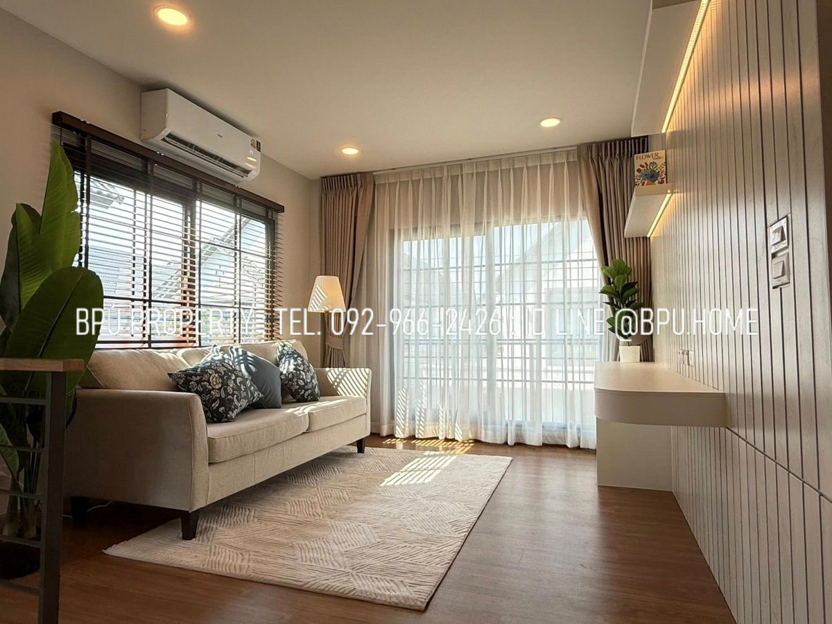 For RentHouseBangna, Bearing, Lasalle : ** 4 Bedrooms Single House for Rent ** Centro Bangna Near Mega Bangna (New Project Phase 2)