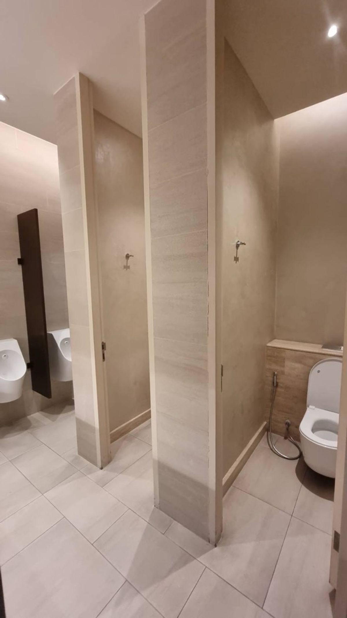 ให้เช่าร้านค้า/ตลาดนัดสุขุมวิท อโศก ทองหล่อ : (BTS ทองหล่อ)ให้เช่า พื้นที่ ทำร้านขายของหรือบริการแบบพรีเมี่ยม **โทรมาได้เลย มีให้เลือกหลายที่ในสุขุมวิท**