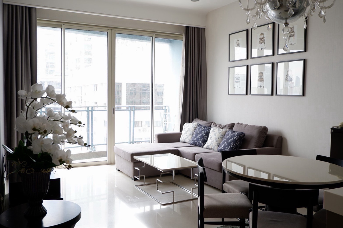 For RentCondoWitthayu, Chidlom, Langsuan, Ploenchit : 2 Bedroom Condo for Rent in Langsuan Area Near Lumpini Park Bangkok CBD
