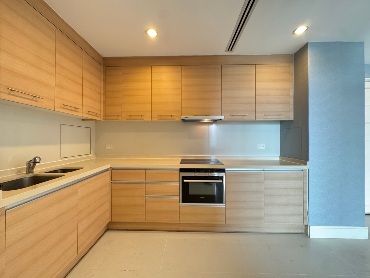 ให้เช่าคอนโดสุขุมวิท อโศก ทองหล่อ : ✨ Luxury Spacious Residence in Aguston Sukhumvit 22 | Large 2-Bedroom with Private Lift Access