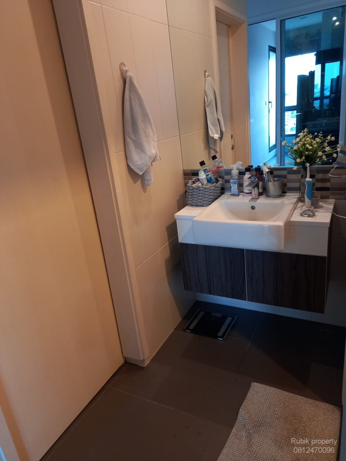 ขายคอนโดอารีย์ อนุสาวรีย์ : 🏢 ขายคอนโด Centric Ari Station – แต่งสวย ทำเลดี ใจกลางอารีย์ RB1724 โครงการคุณภาพ บนทำเลสุขุมวิท–พหลโยธิน ใกล้รถไฟฟ้า เดินทางสะดวกสุด ๆ