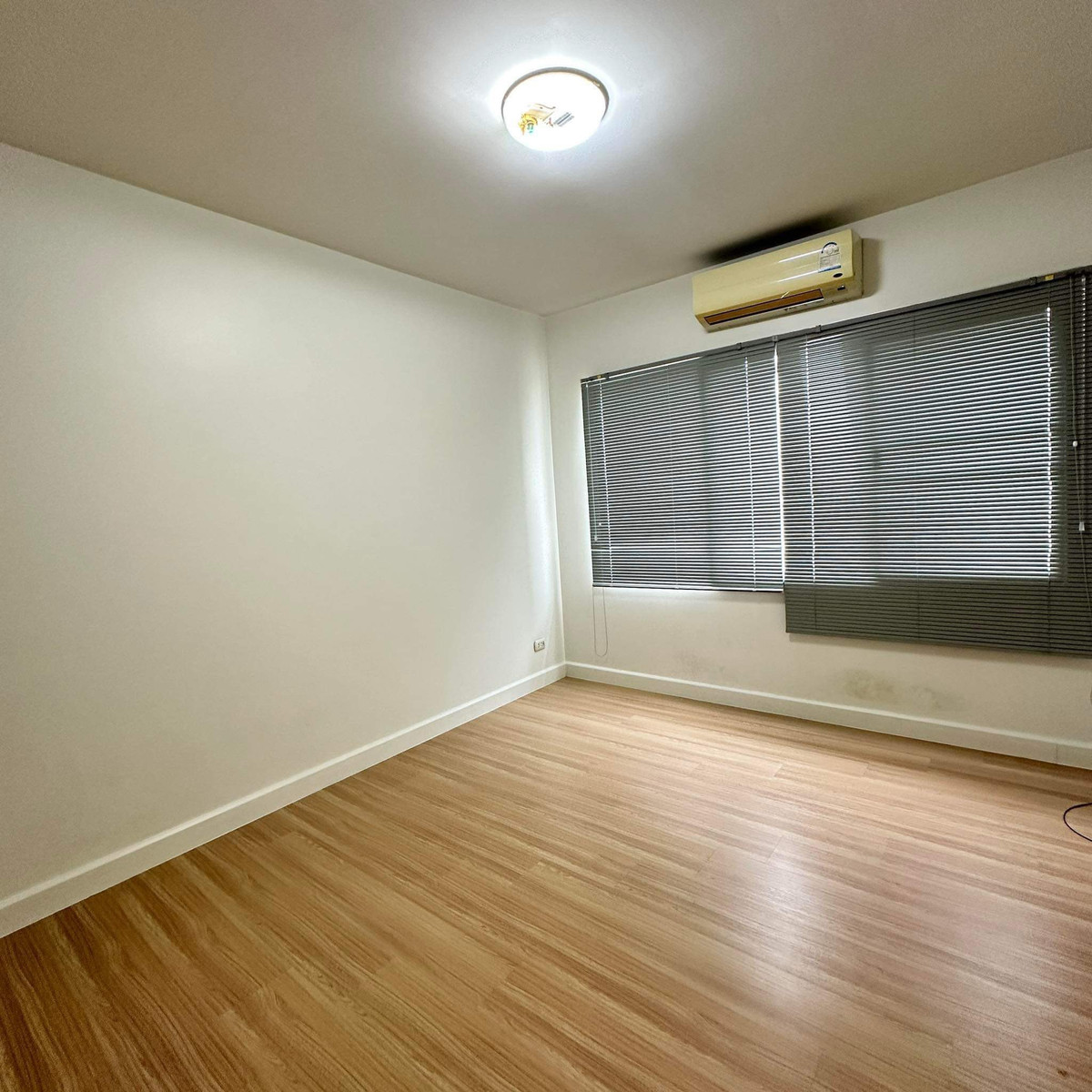 ขายทาวน์โฮมเกษตร นวมินทร์ ลาดปลาเค้า : ทาวน์พลัส เกษตร - นวมินทร์ / 3 ห้องนอน (ขายพร้อมผู้เช่า), Town Plus Kaset - Nawamin / 3 Bedrooms (SALE WITH TENENT) FAHS014