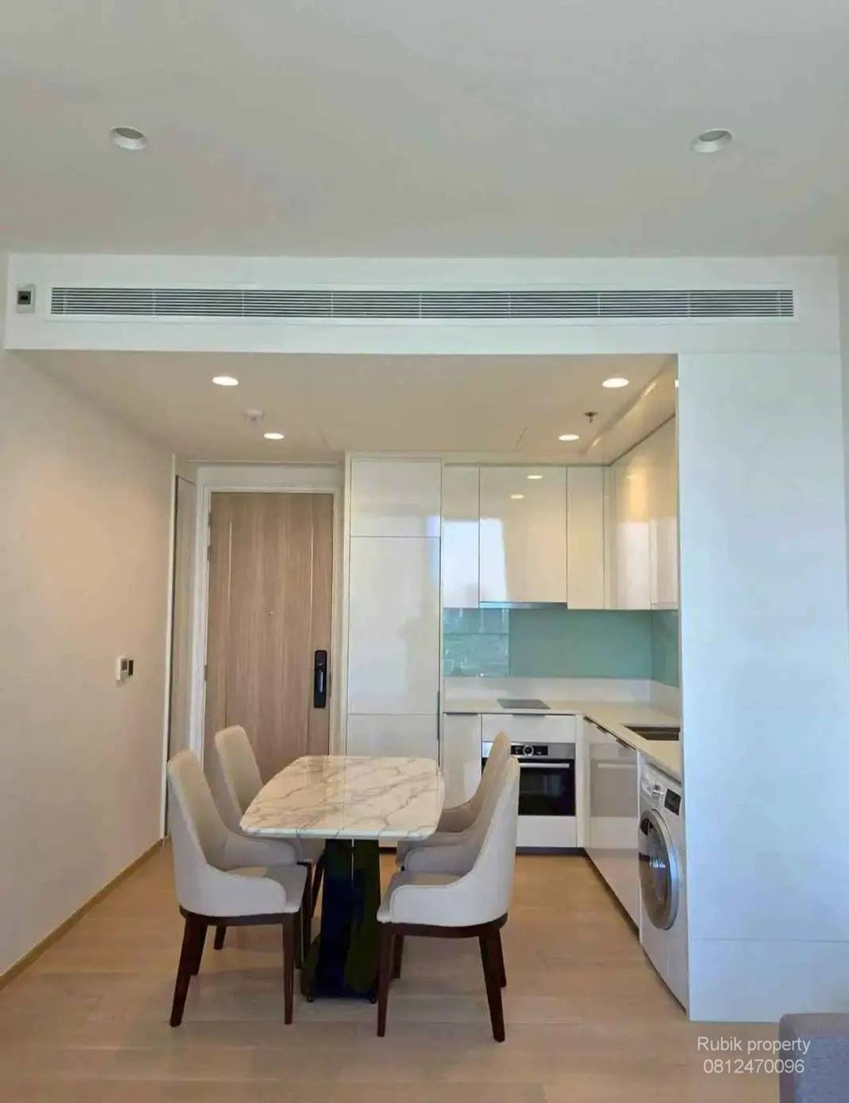 For RentCondoSathorn, Narathiwat : 🌟 ANIL Sathorn 12 | For Rent, luxury condo in the heart of Sathorn, next to BTS Saint Louis, just 0 meters walk! RB1728